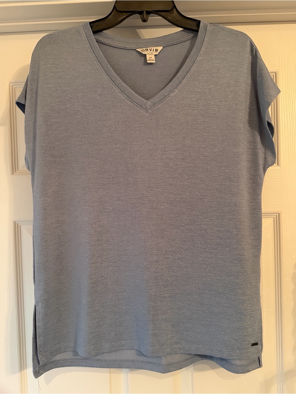 Orvis Women's Light Blue V-Neck Knit Top